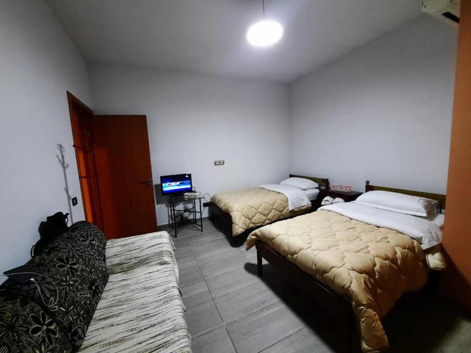 Teresa Rooms Tirana Extérieur photo